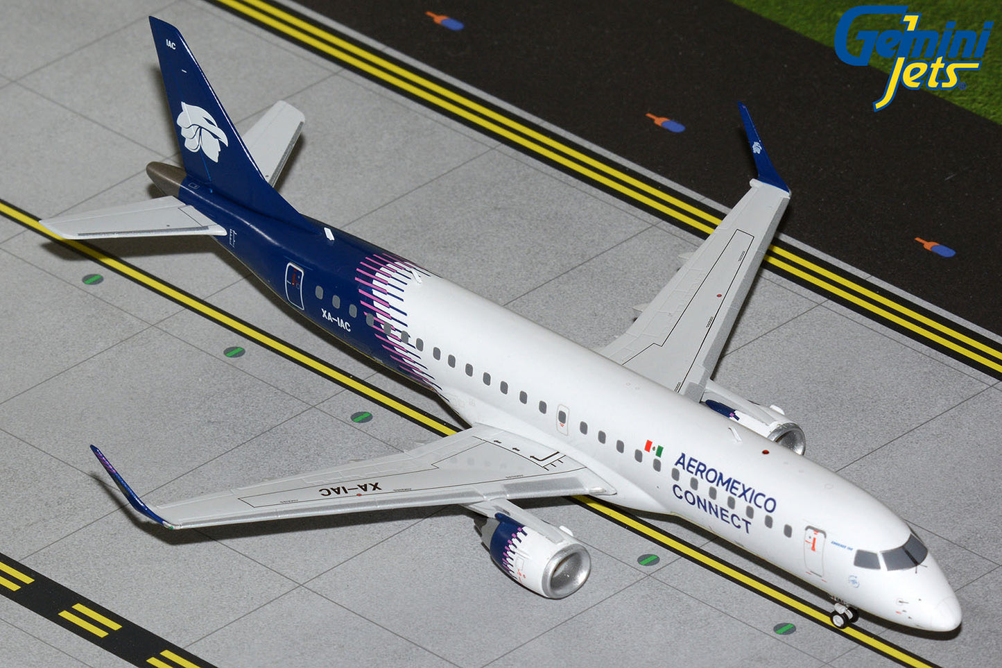 Gemini200 Aeromexico Connect Embraer 190LR XA-IAC