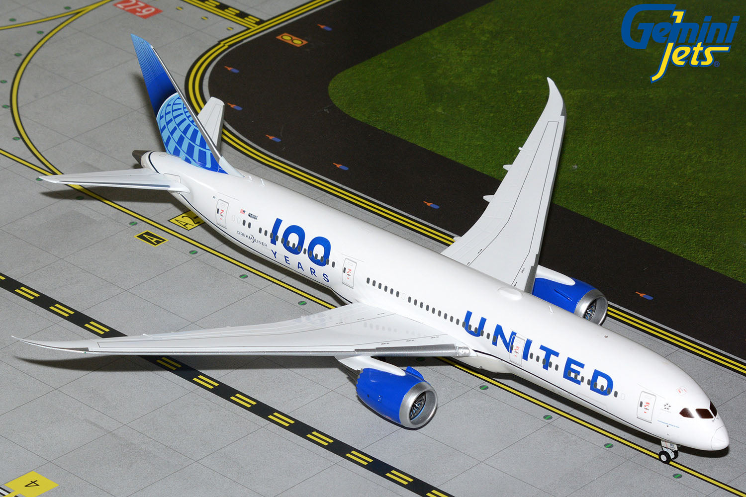 Gemini200 G2UAL1258 United Airlines Boeing 787-9 