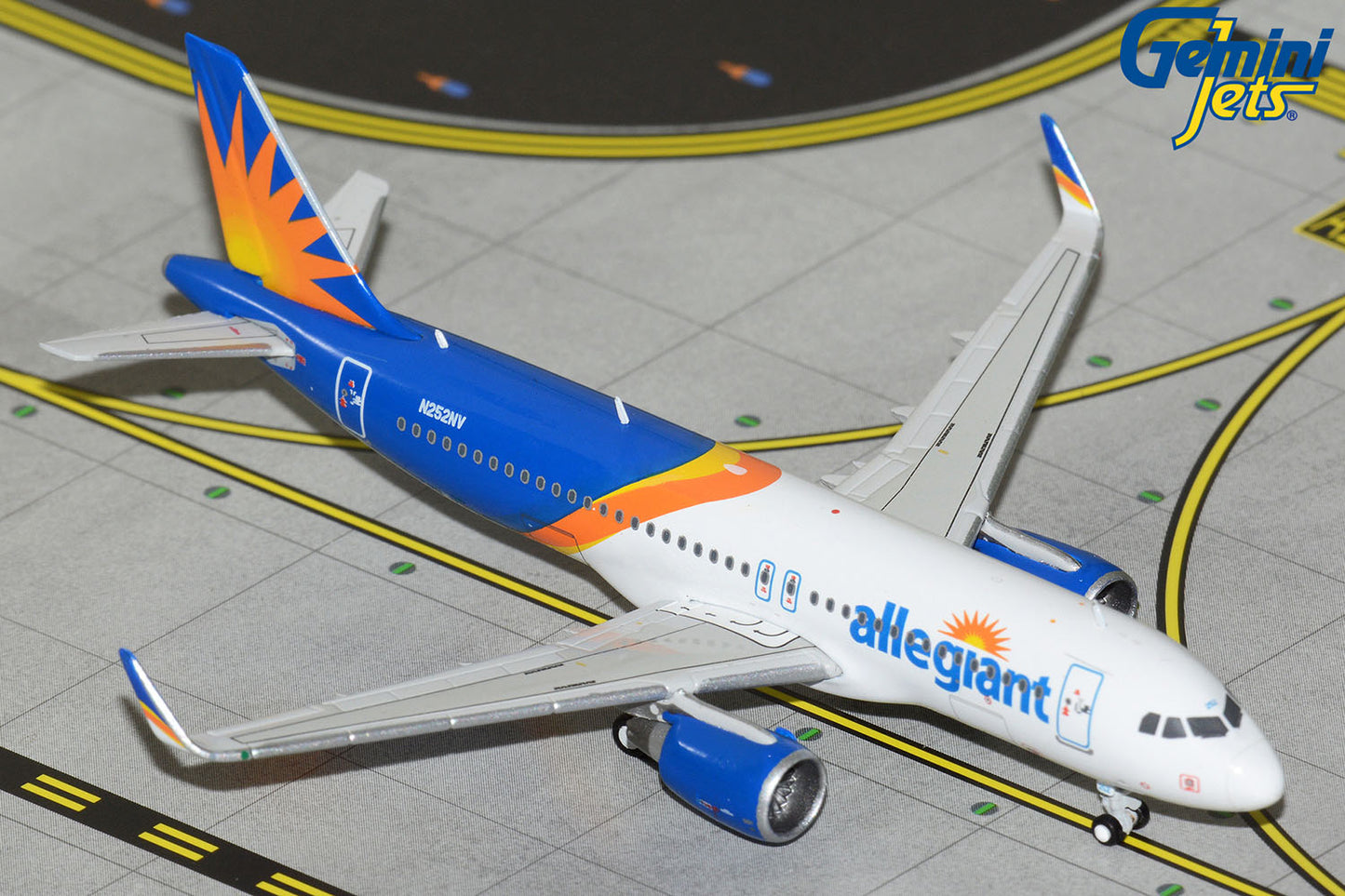 GeminiJets 1:400 Allegiant Air Airbus A320-200 N252NV