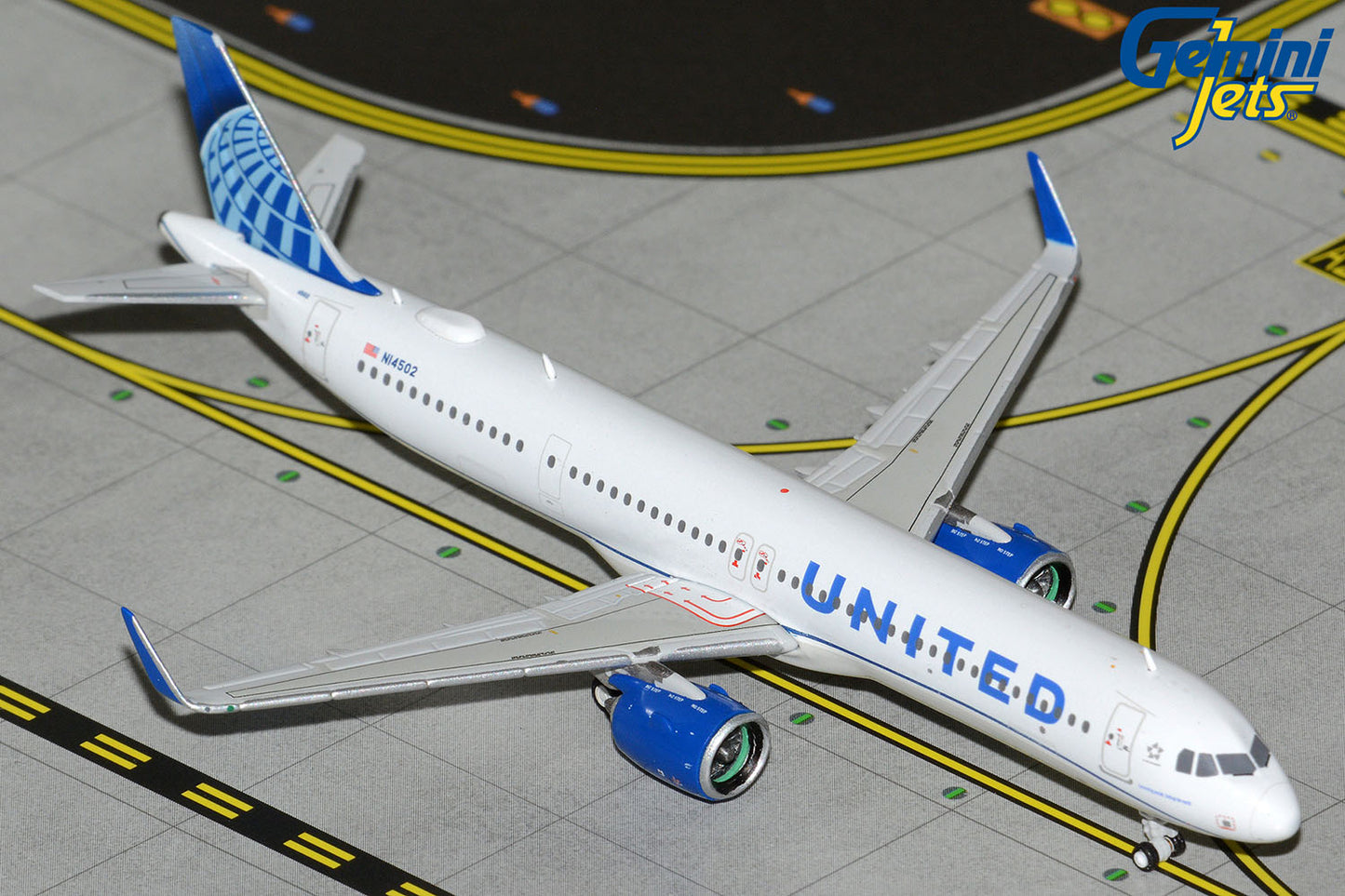 GeminiJets 1:400 United Airlines Airbus A321neo N14502