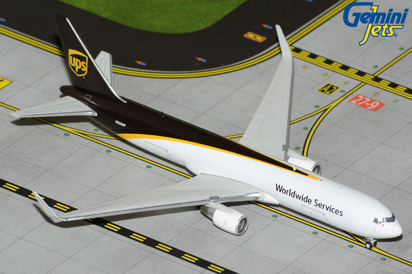 GeminiJets 1:400 UPS Boeing 767-300F N323UP