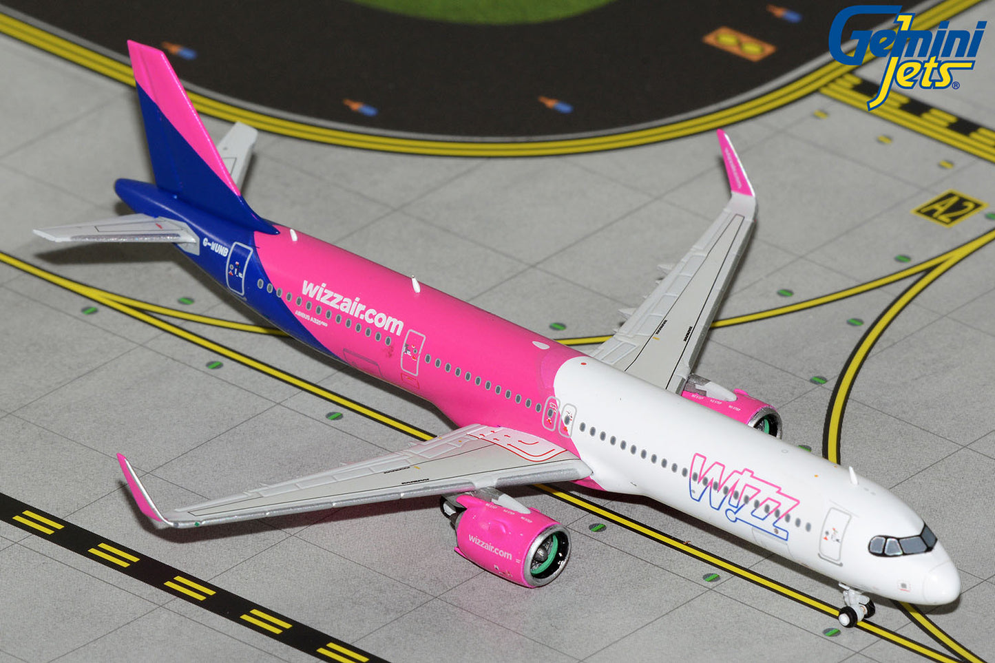 GeminiJets 1:400 Wizz Air UK Airbus A321neo G-WUNB
