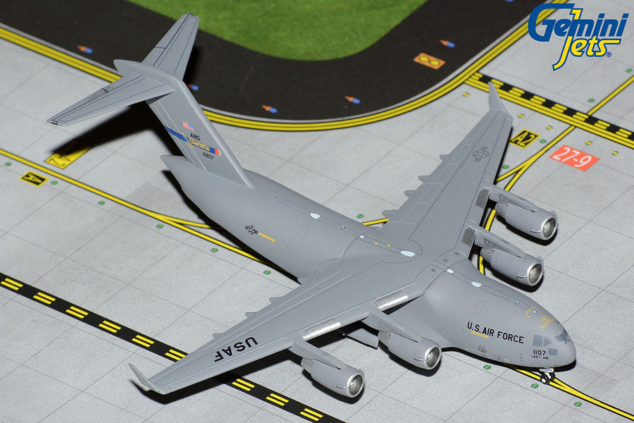 GeminiMACS 1:400 U.S. Air Force Boeing C-17 Globemaster III (North Carolina ANG)