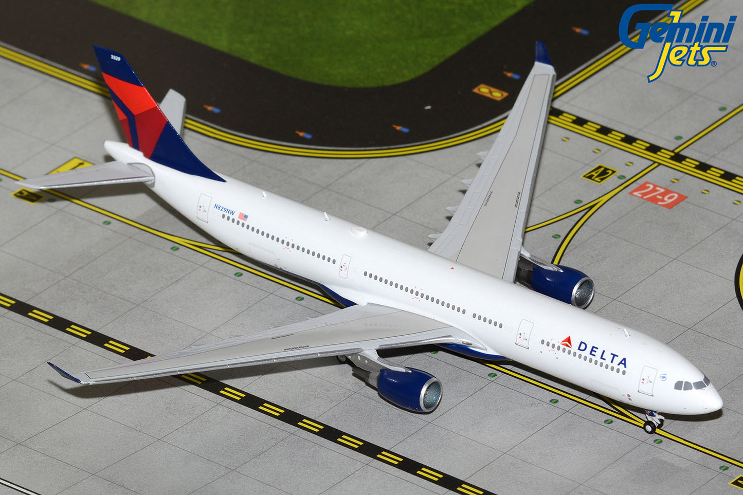 GeminiJets 1:400 Delta Air Lines Airbus A330-300 N829NW