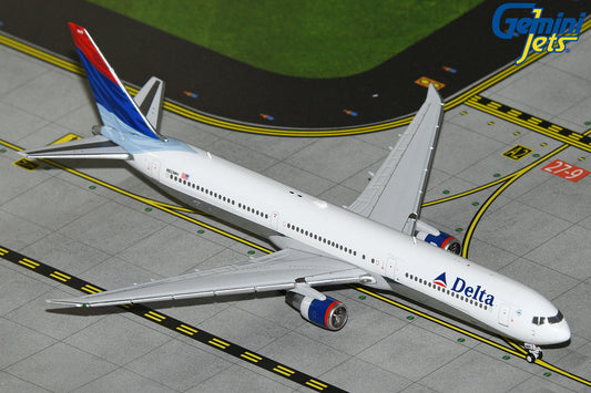 GeminiJets 1:400 Delta Air Lines Boeing 767-400ER N829MH