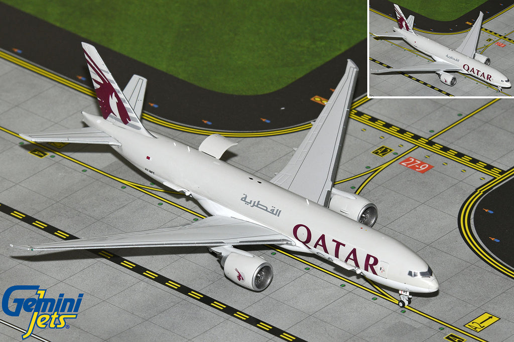 GeminiJets 1:400 Qatar Airways Cargo Boeing 777F (Interactive Series) A7-BFT