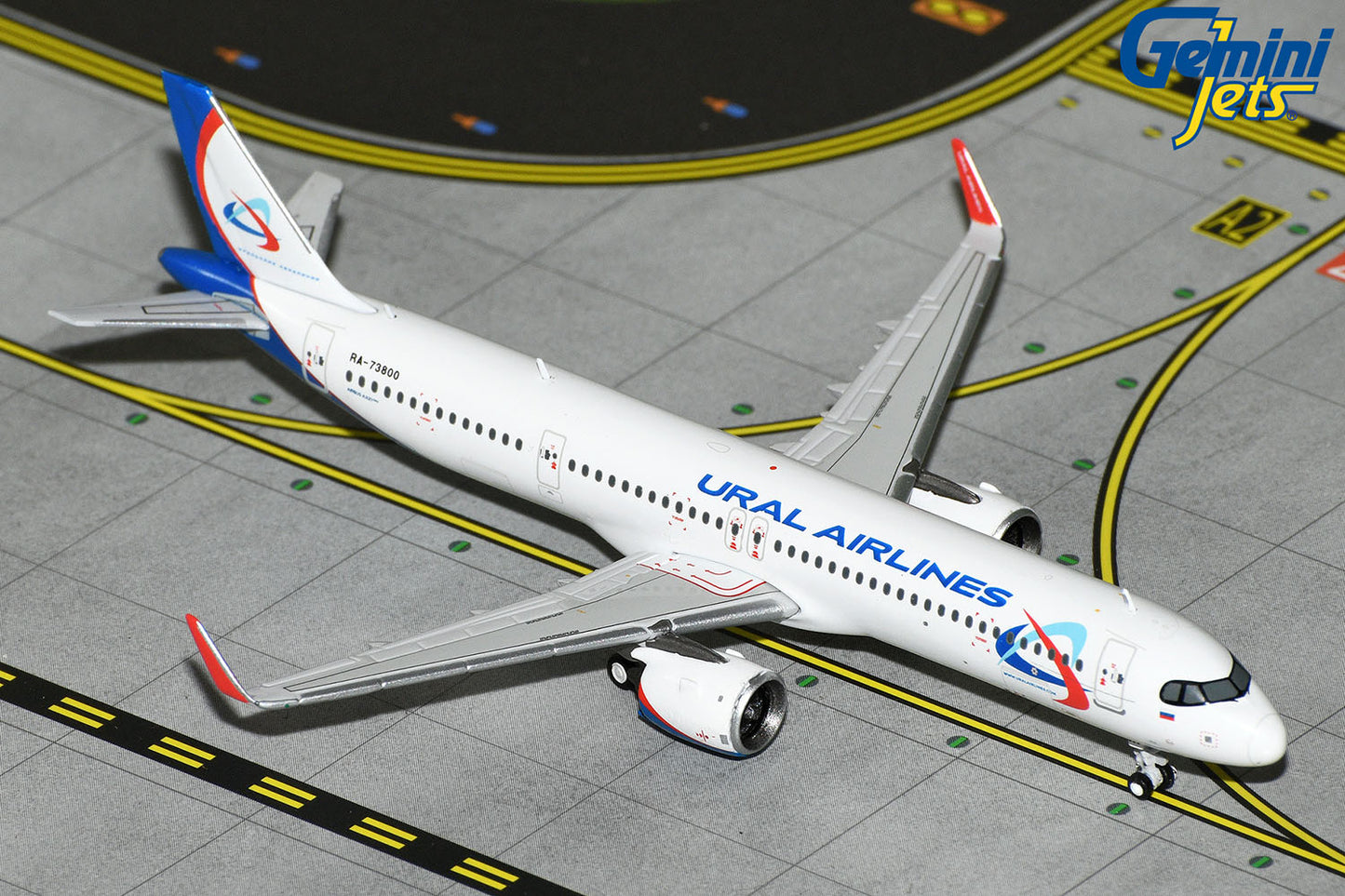 GeminiJets 1:400 Ural Airlines Airbus A321neo RA-73800