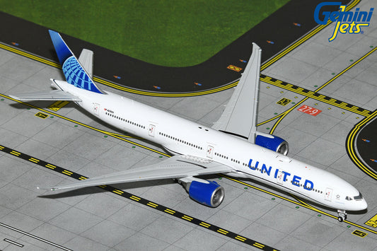 GeminiJets 1:400 United Airlines Boeing 777-300ER N2352U