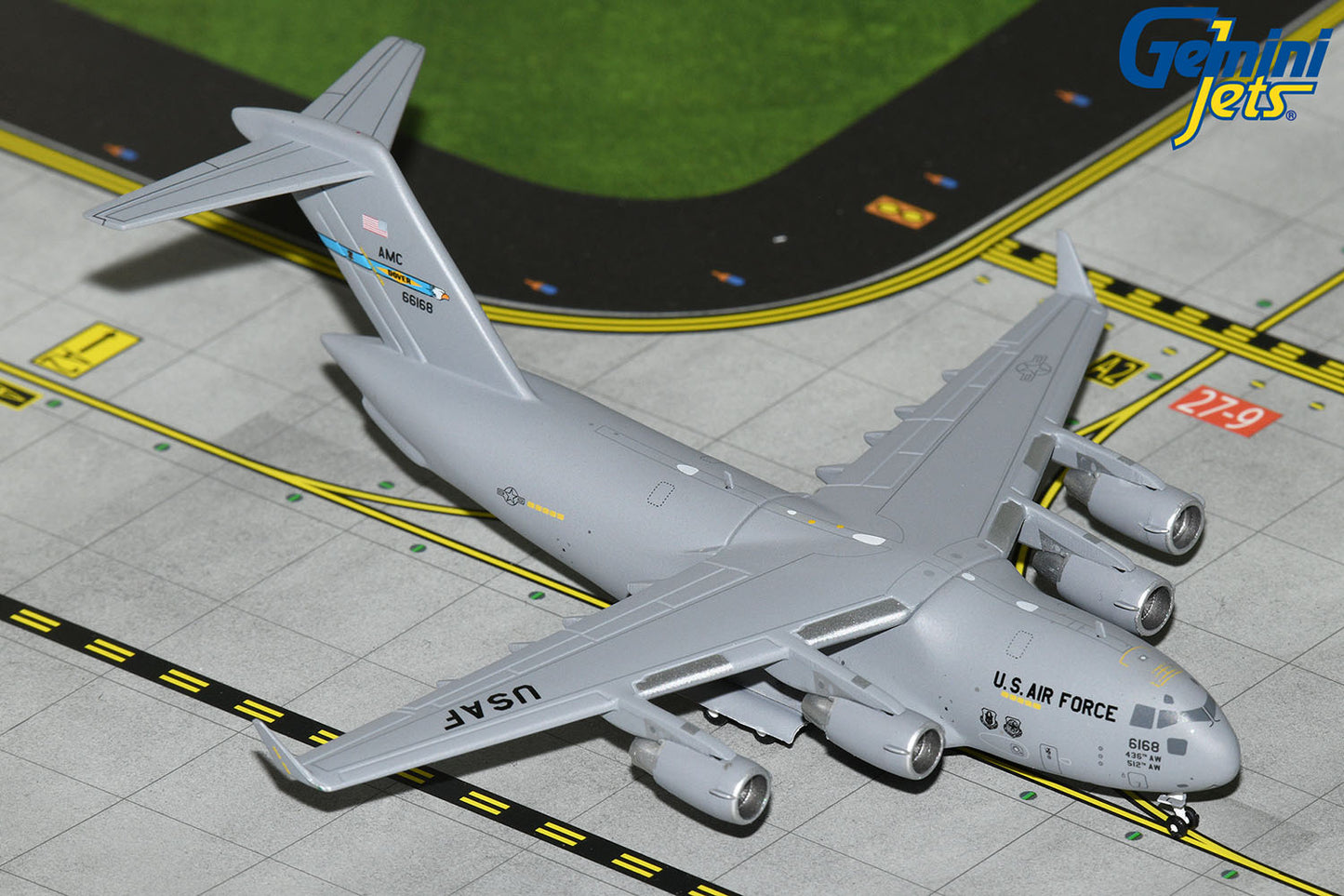 GeminiMACS 1:400 U.S. Air Force Boeing C-17 Globemaster III (Dover AFB)