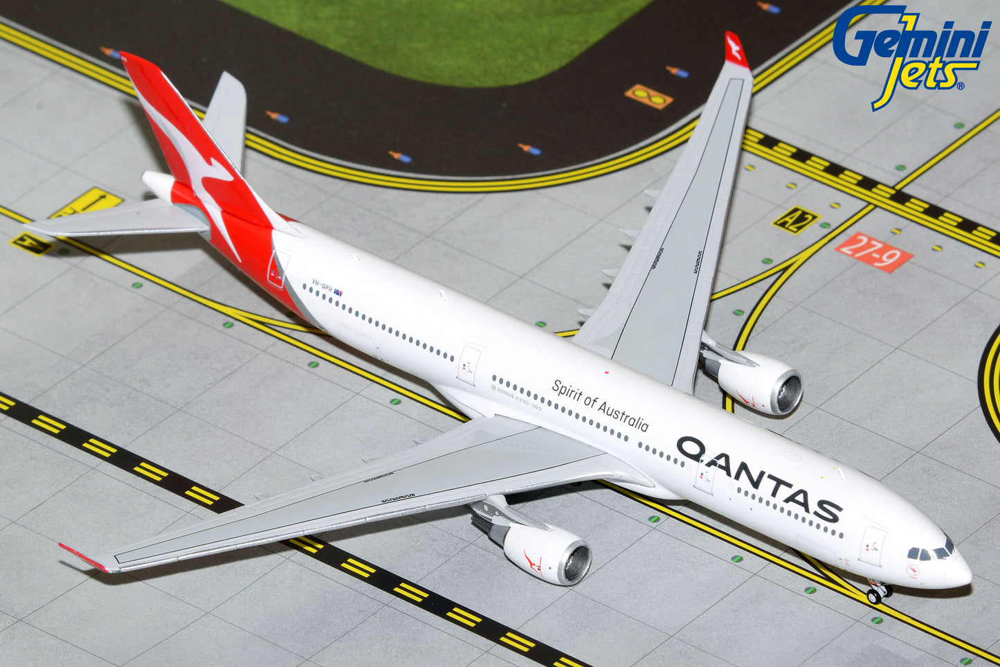 GeminiJets 1:400 Qantas Airbus A330-300 VH-QPH
